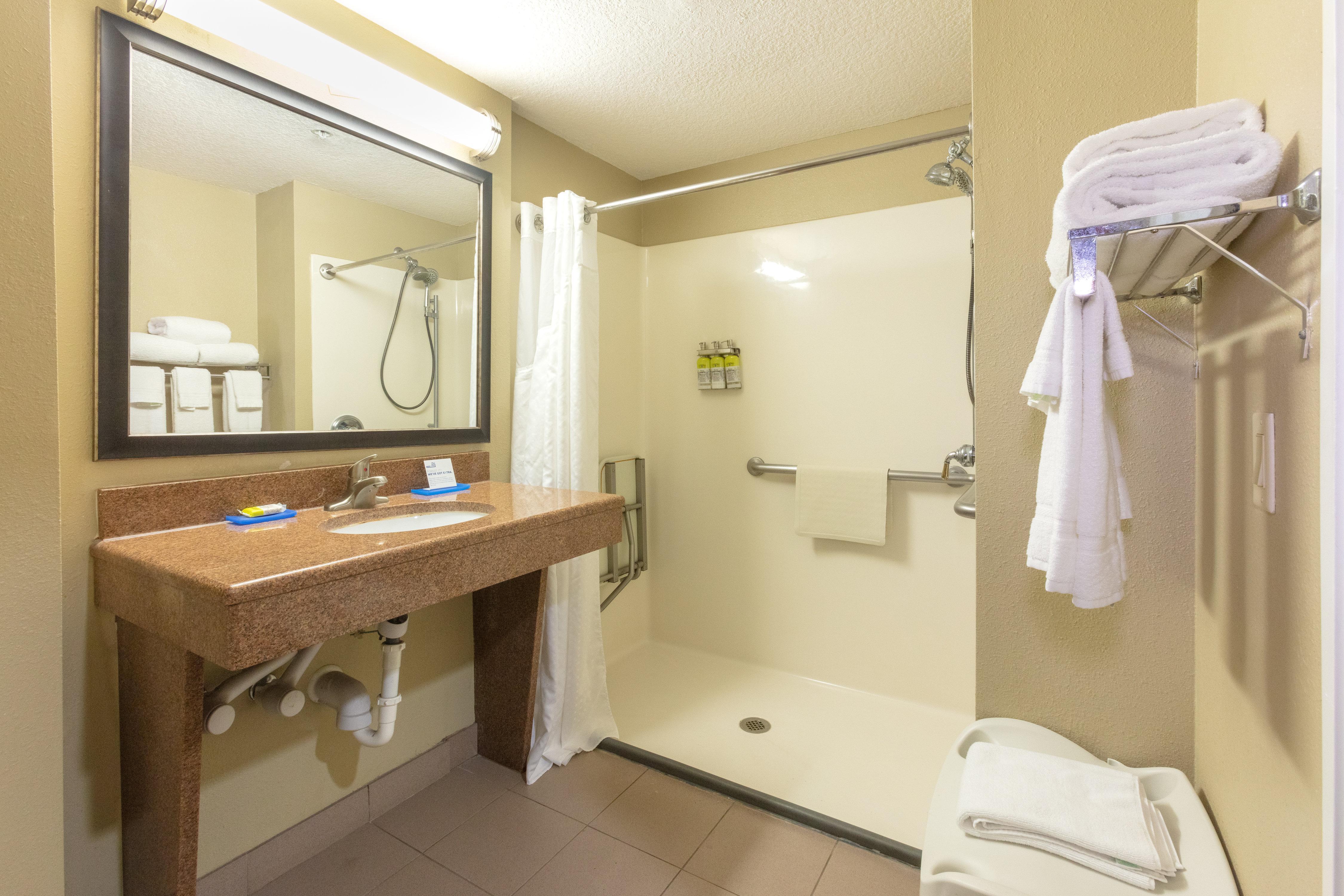 Holiday Inn Express Hotel & Suites Jacksonville Airport By Ihg Exterior foto