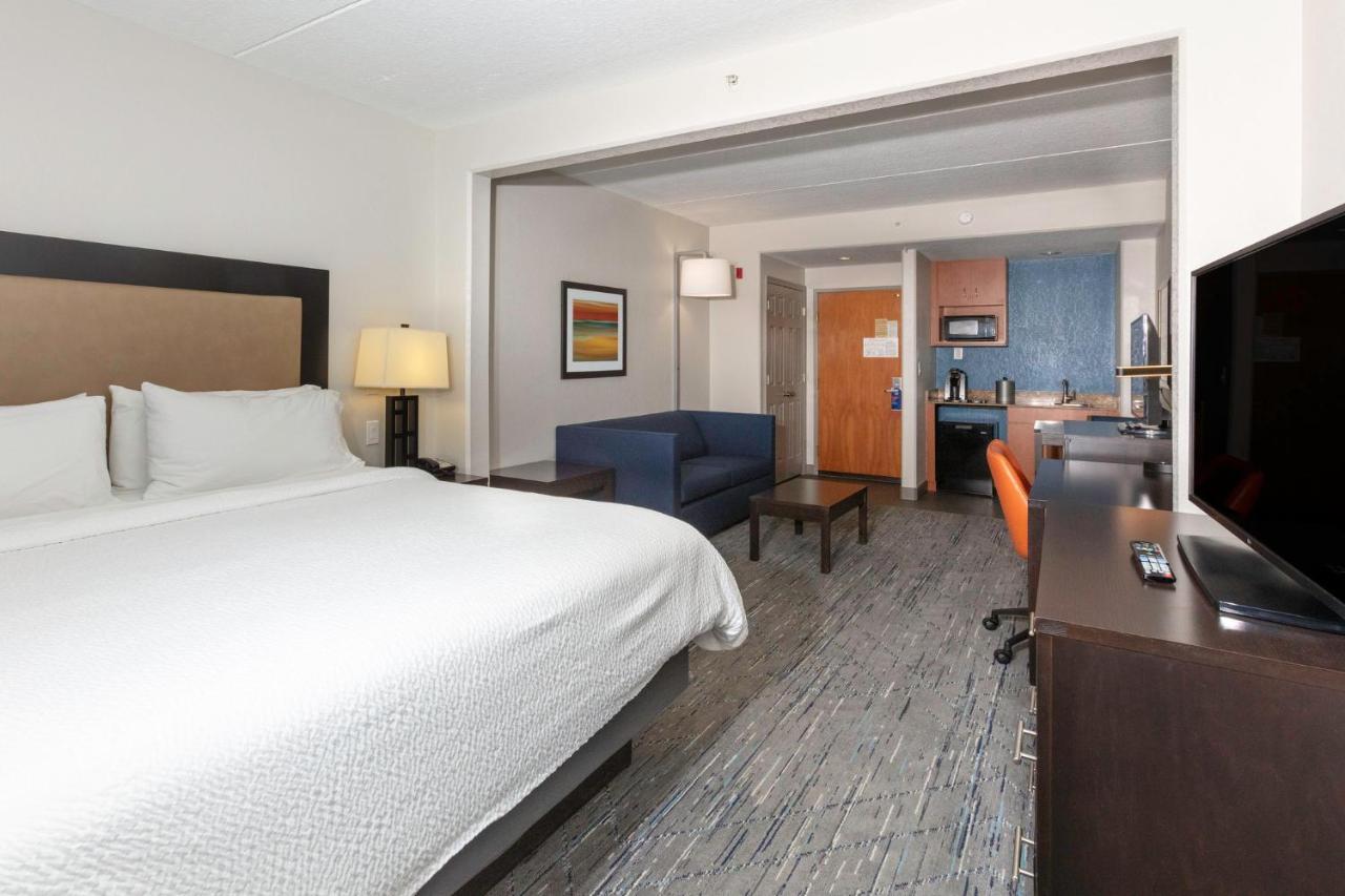 Holiday Inn Express Hotel & Suites Jacksonville Airport By Ihg Exterior foto