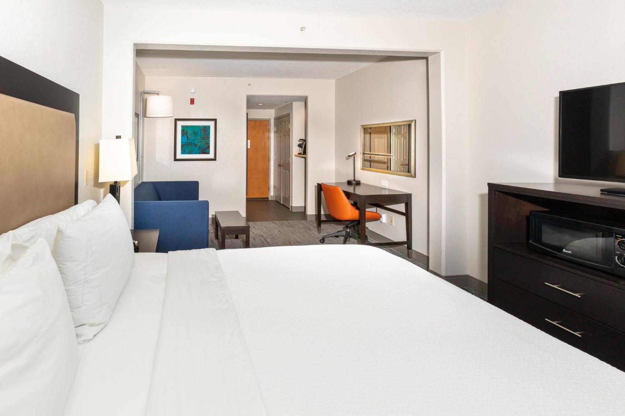 Holiday Inn Express Hotel & Suites Jacksonville Airport By Ihg Exterior foto